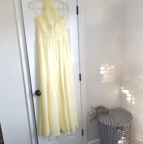 JJ's House Daffodil Yellow Dress Size 6 - Picture 2 of 9